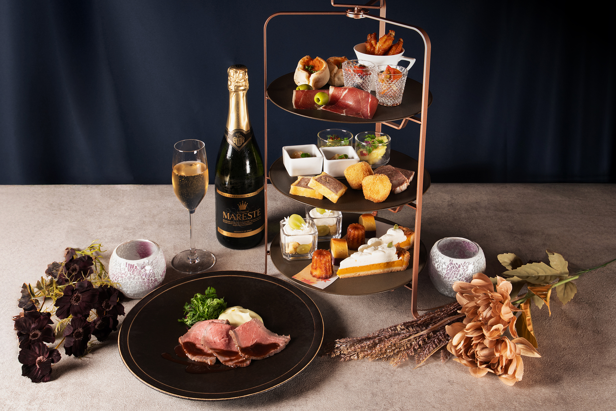 【Evening High Tea】特製ローストビーフ付